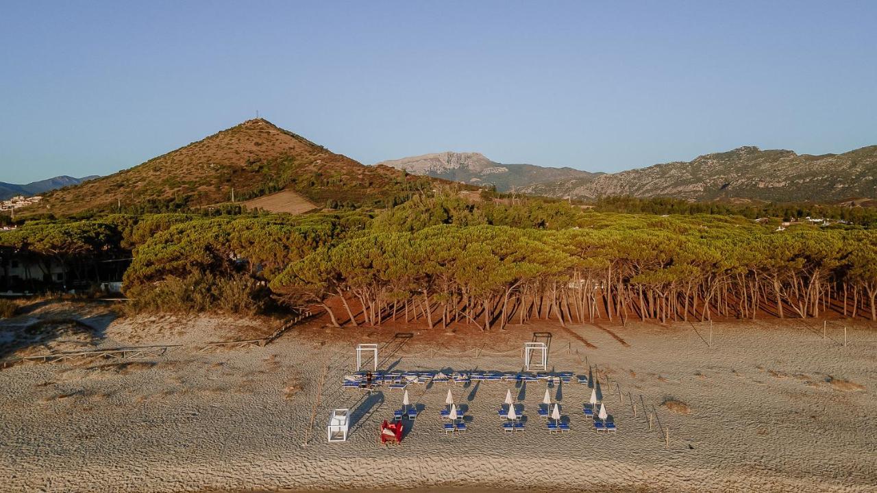 Resort Fior Di Sardegna Posada  Exteriör bild