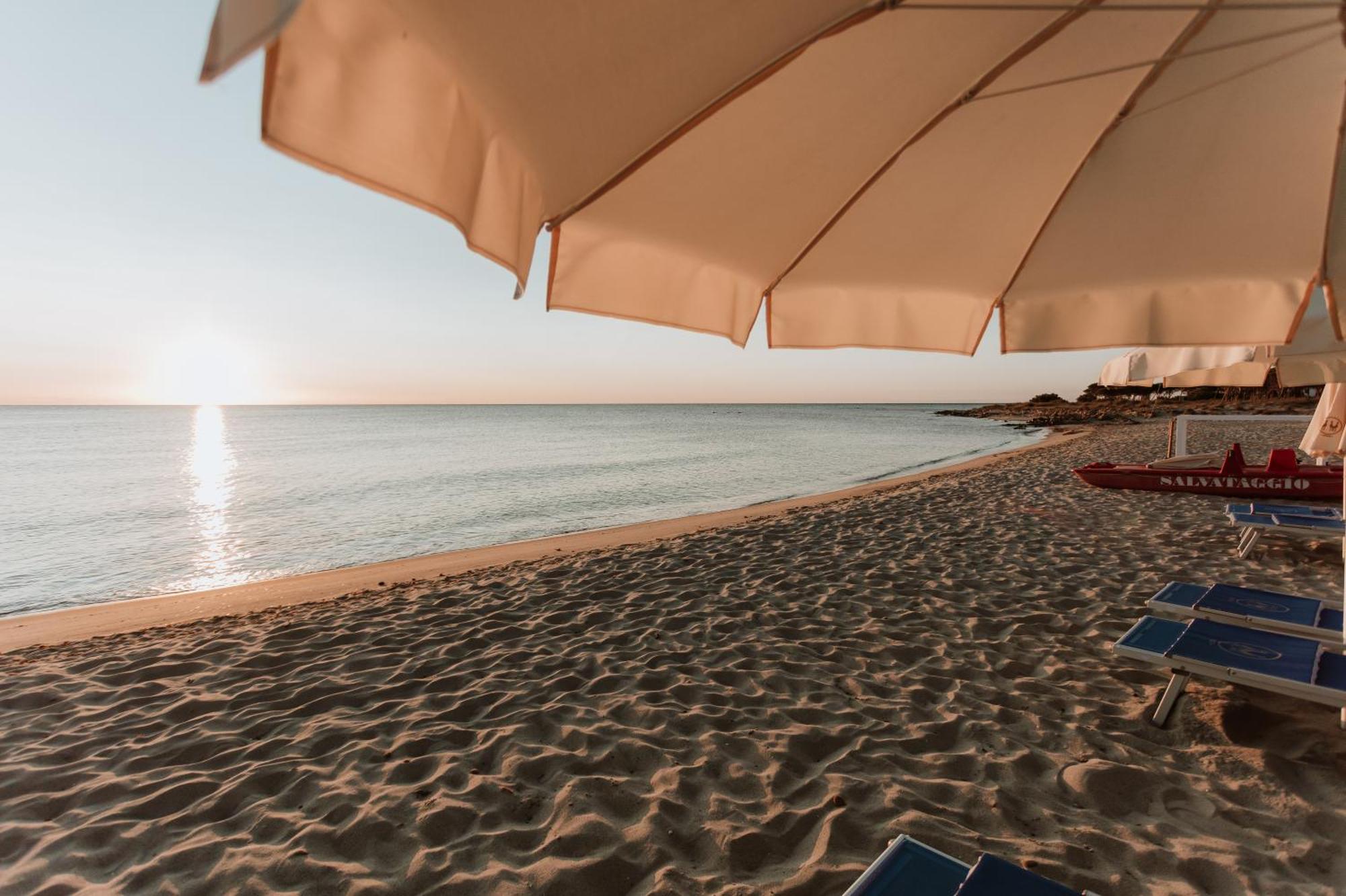 Resort Fior Di Sardegna Posada  Exteriör bild