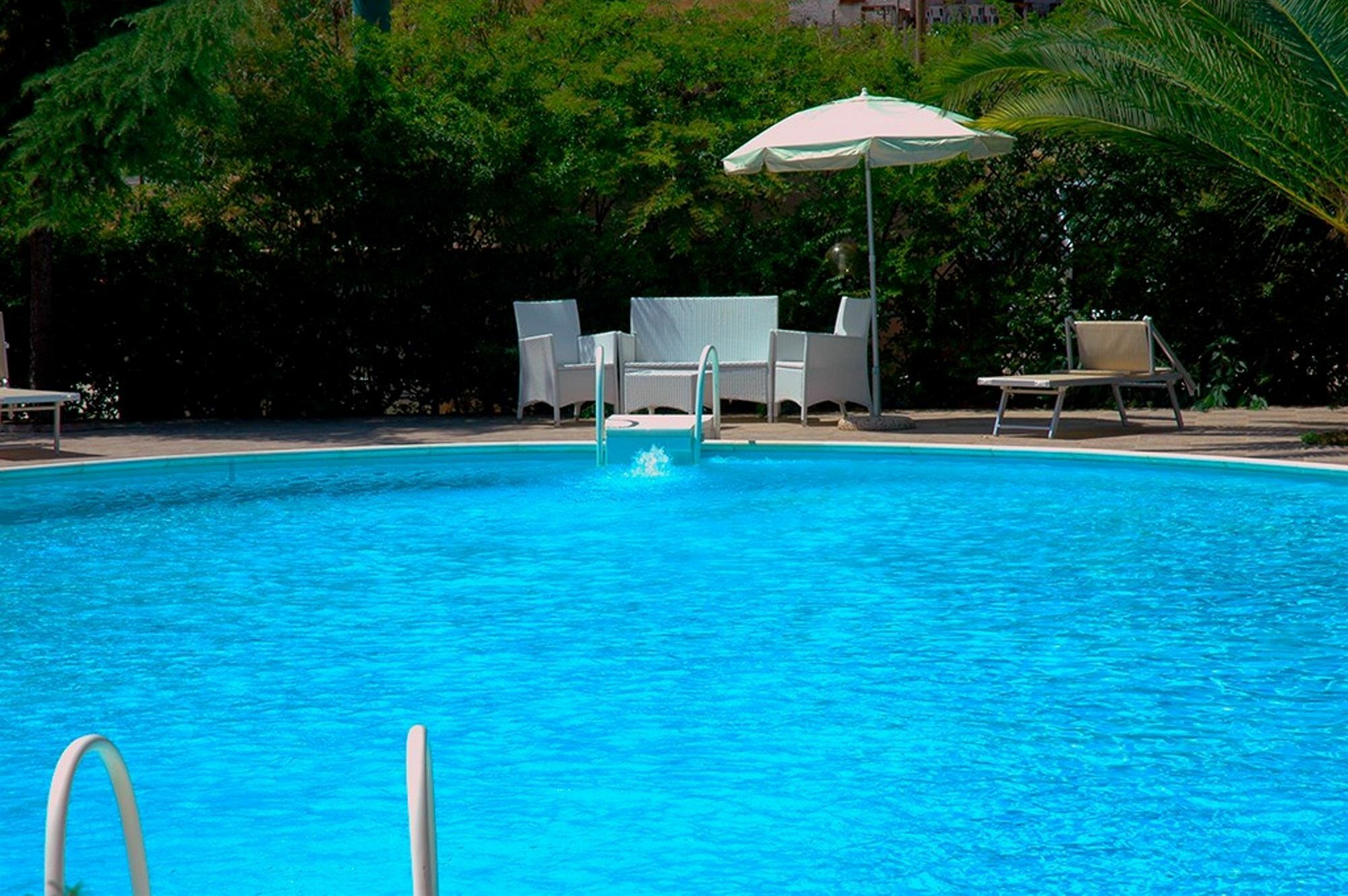 Resort Fior Di Sardegna Posada  Exteriör bild